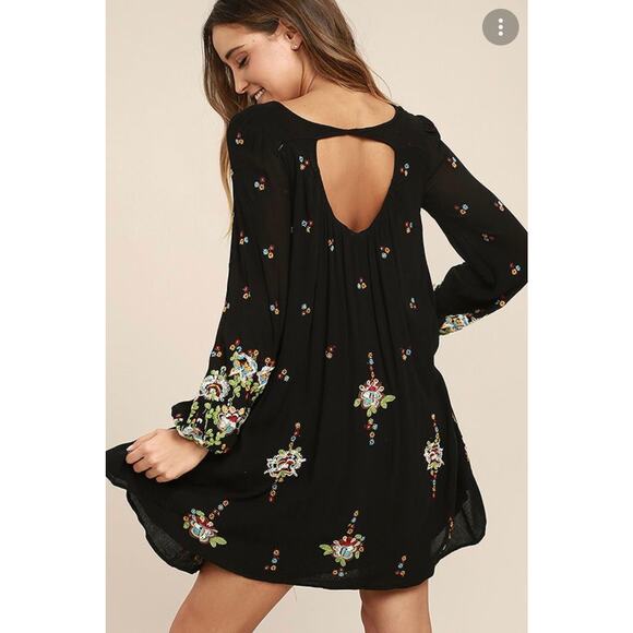 FREE‎ PEOPLE Oxford Black Boho Mini Dress w/ Embroidery Size XS - Picture 1 of 5